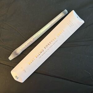 Best Blend Forever Brush MASKARA /SEINT NEW IN BOX.